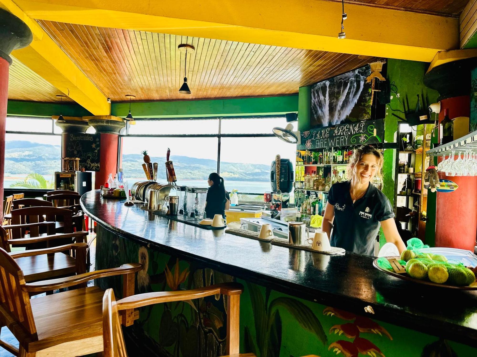 Lake Arenal Brewery & Hotel Tilarán Екстериор снимка